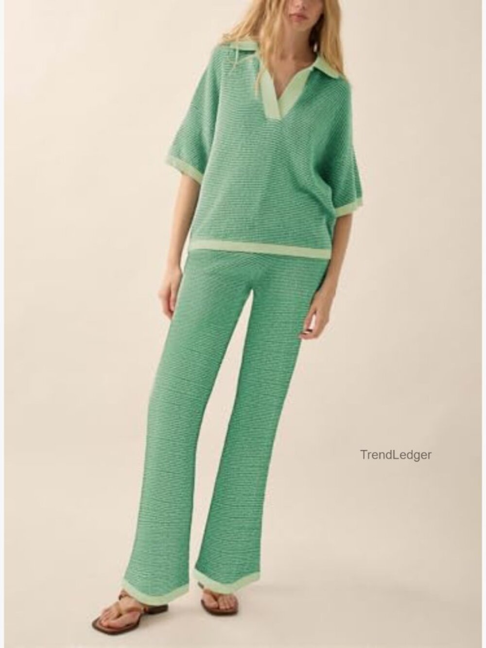 2 Piece Lounge Set Oversized V Neck Top High Waisted Pants - Picture 6 of 7